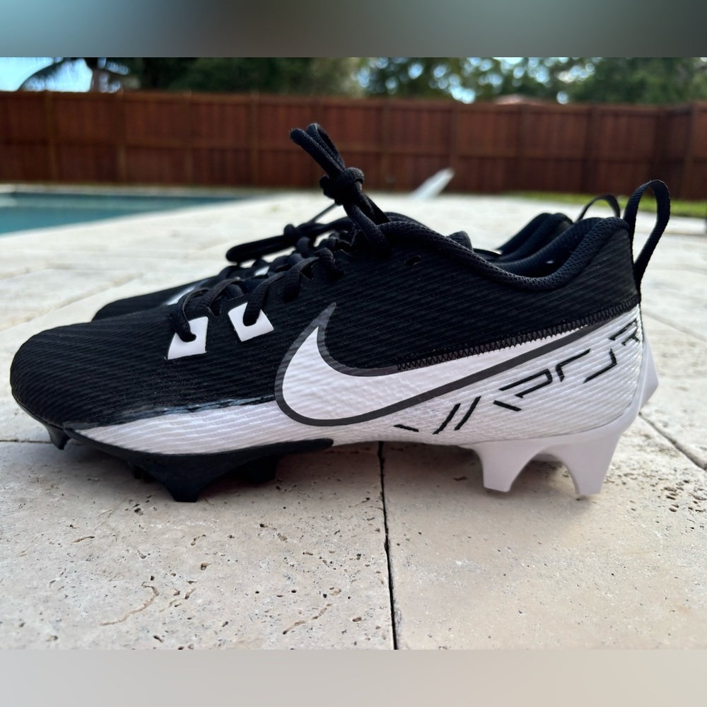 Nike Kids Black and White Cleats